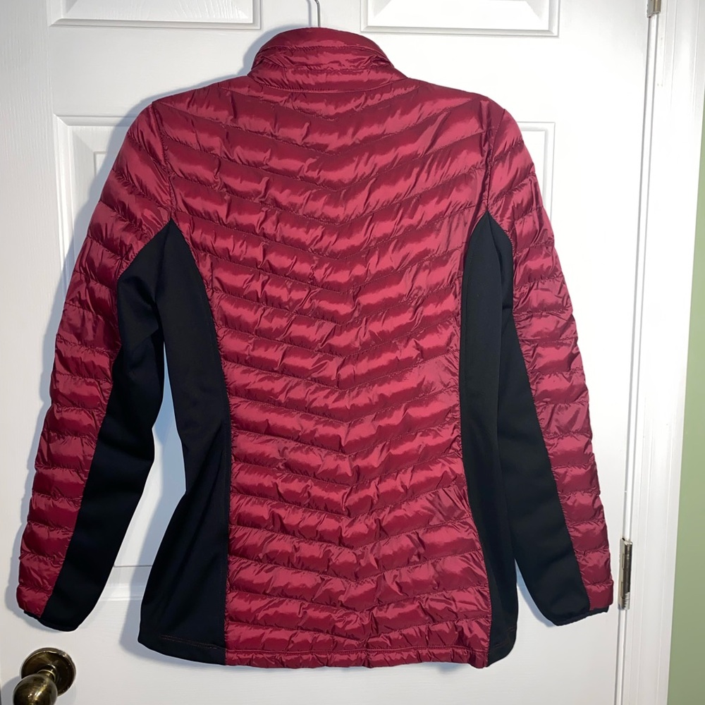 Quilted Burgundy & Black Lightweight Puffer Jacket - Picture 2 of 5